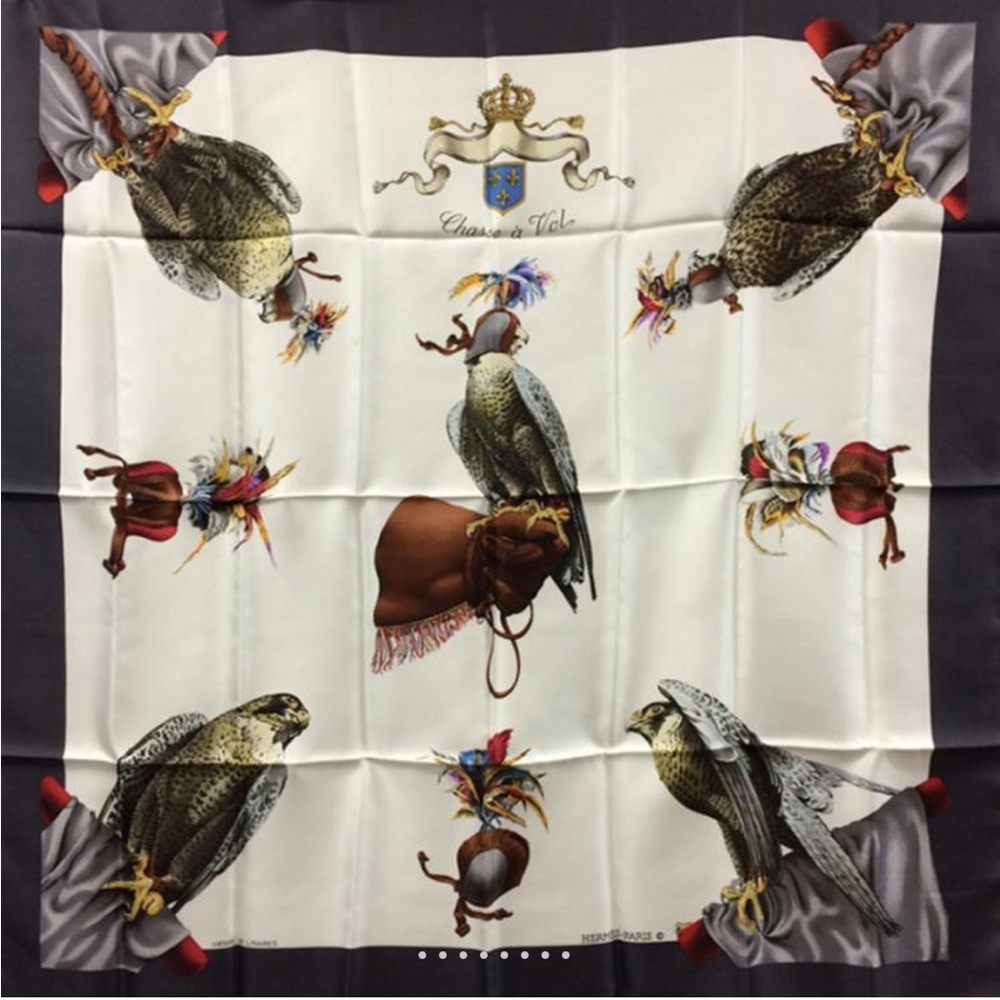 Hermes Red and White Falcon Scarf 1962 HERMES CHASSE AU VOL SILK SCARF - Picture 4 of 5
